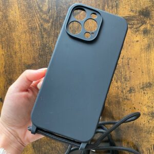 IPHONE 11 COQUE COLLIER NOIR